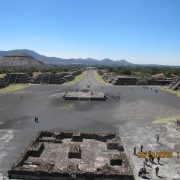 2012 Teotihuacan Pyramid Moon 4